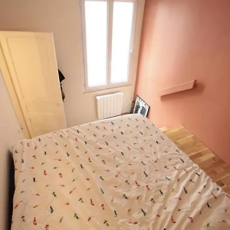 Apartment Sweet Little Flat In Montmartre Paris