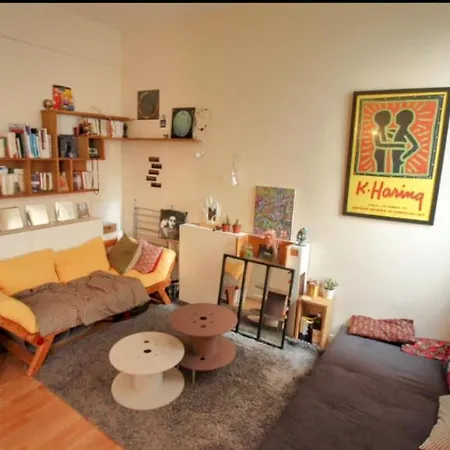 Sweet Little Flat In Montmartre 파리